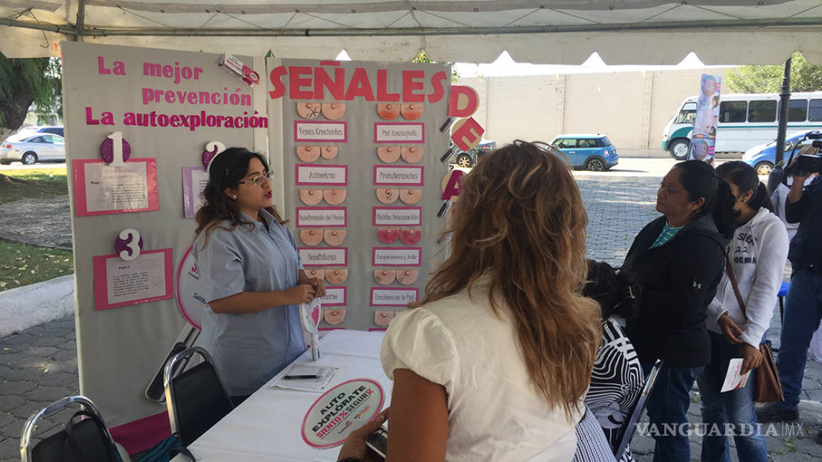 Realizan feria de la mujer en Presidencia Municipal de Saltillo