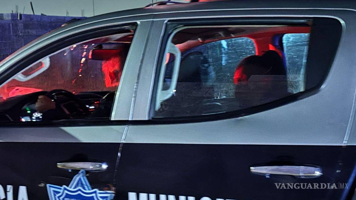 $!El presunto responsable fue detenido por elementos de la Policía Municipal en un arroyo cercano al taller.