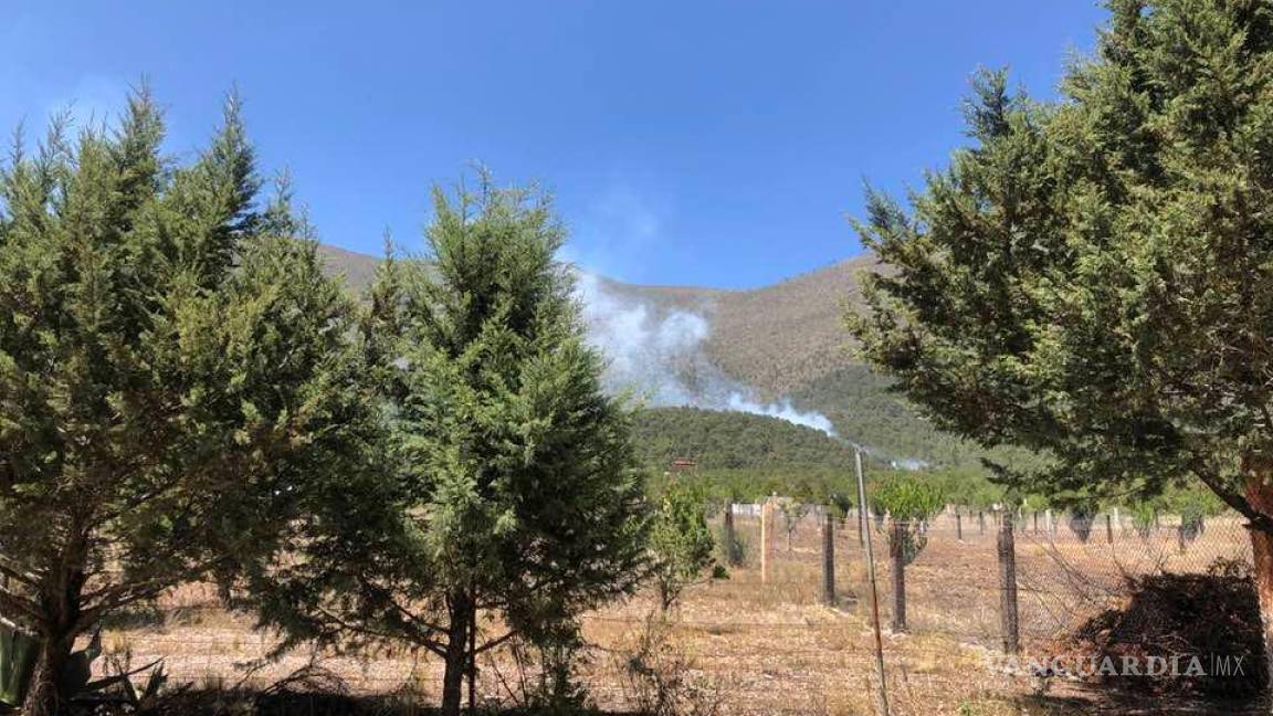 Reportan en redes incendio forestal en Los Lirios, Arteaga