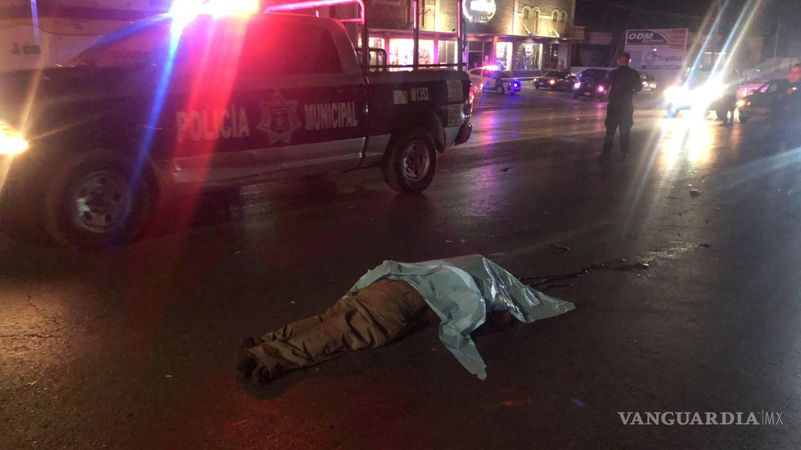 Hombre muere atropellado por no usar el puente peatonal, en el periférico Echeverría de Saltillo