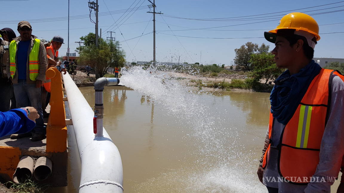 Interconectan al norte de Torreón red de agua para mejorar el servicio