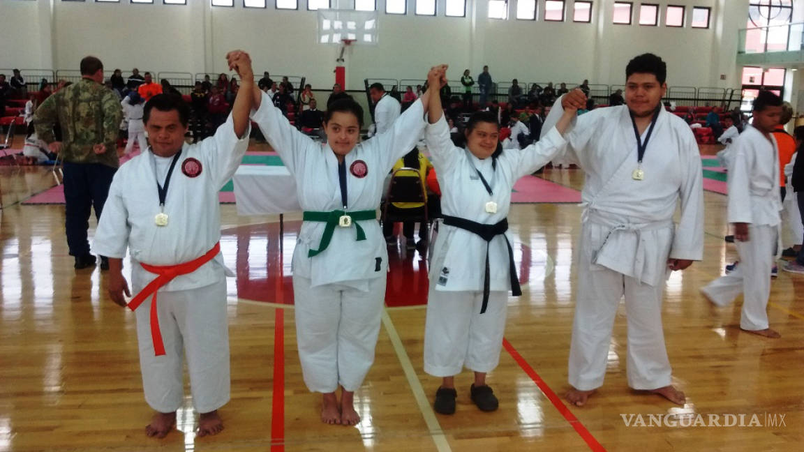 Realizan selectivo de Karate-do en Coahuila