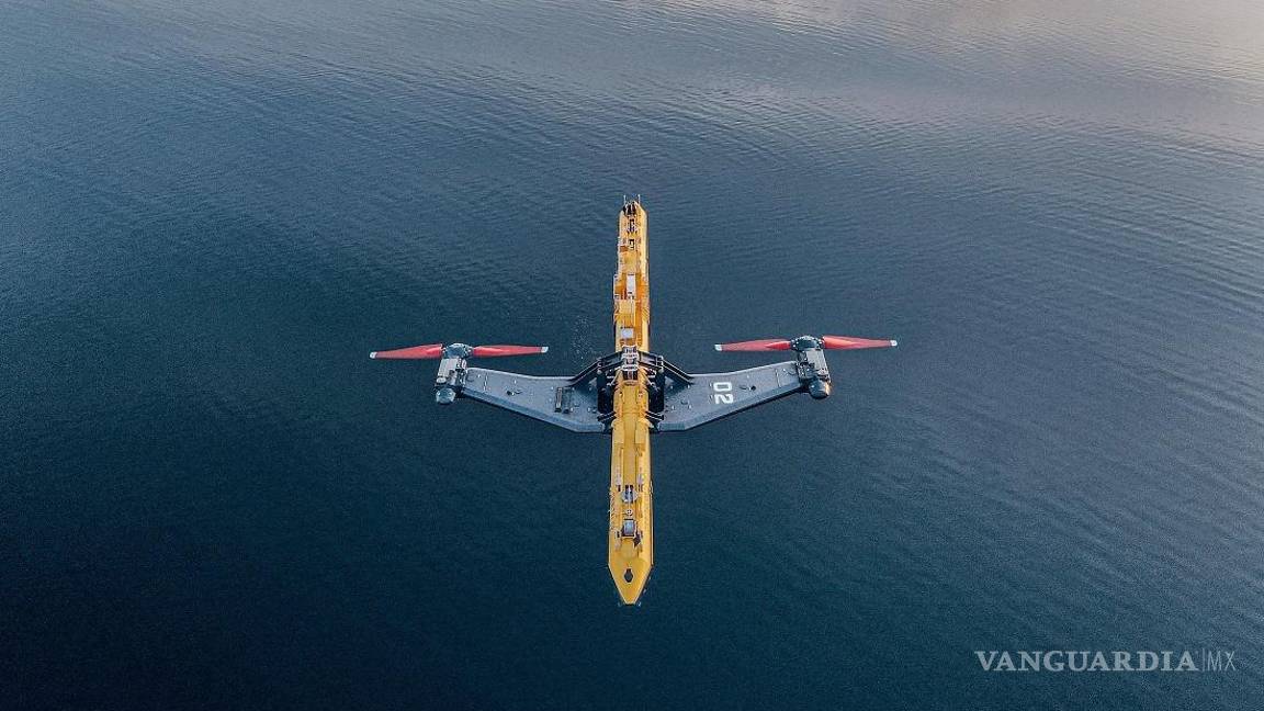 $!Planta mareomotriz flotante O2, con las turbinas elevadas. EFE/Daniel Galilea/Orbital Marine Power