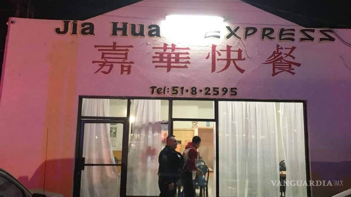 Asesinan a dos policías mientras cenaban comida china en Sonora