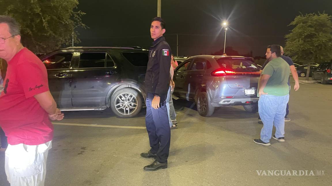 Pelea por cajón de estacionamiento termina en choque en el norte de Saltillo