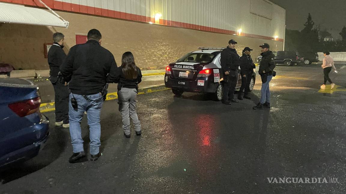 Migrante encontrado sin vida en estacionamiento de tienda en Saltillo fue víctima de una agresión