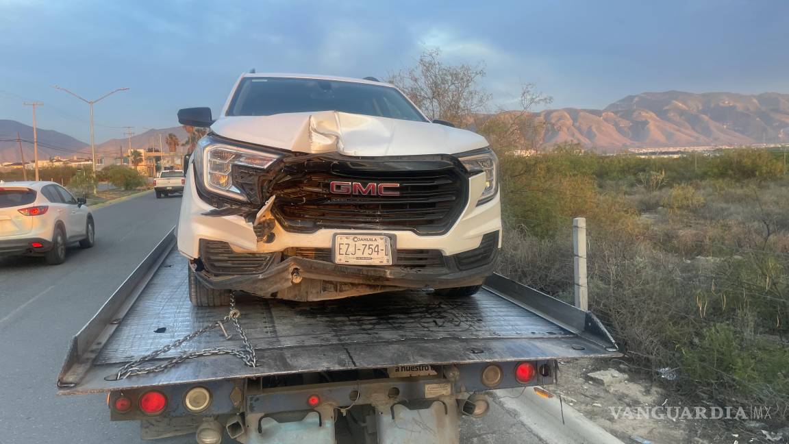 Conductor provoca fuerte choque en Los Pastores