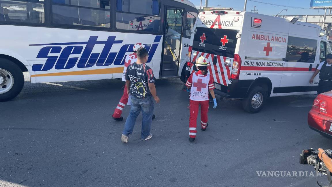 Accidente vial en el periférico Luis Echeverría Álvarez de Saltillo causa cierre de tráfico