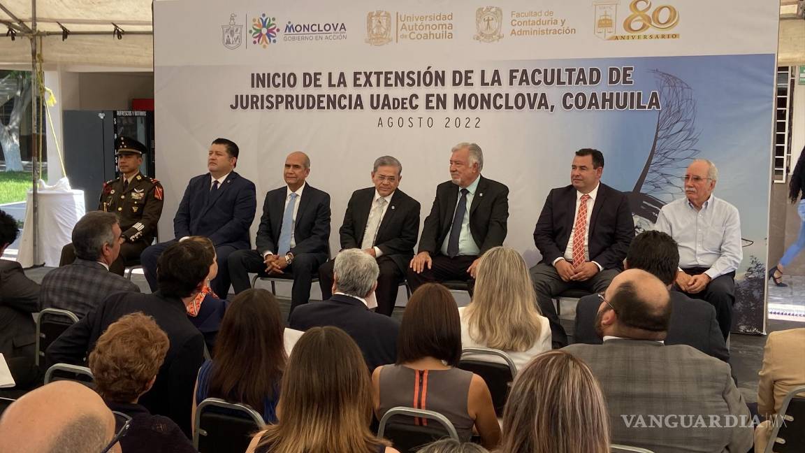 Inaugura rector de la UAdeC extensión de la Facultad de Jurisprudencia en Monclova