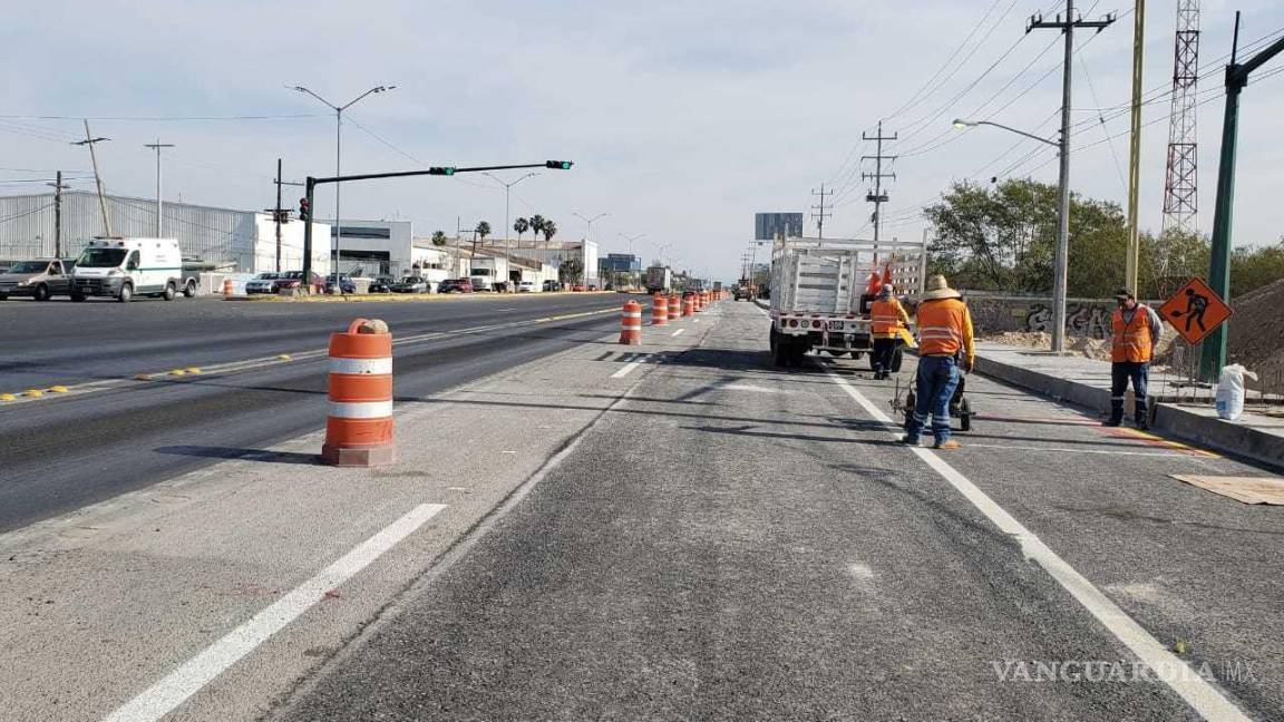 Por obras, ir al aeropuerto de Monterrey por vía de cuota retrasa hasta una hora el trayecto