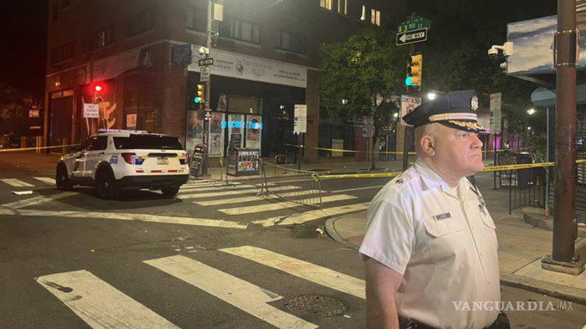 Tiroteo en plena calle de Filadelfia deja 3 muertos y 11 heridos