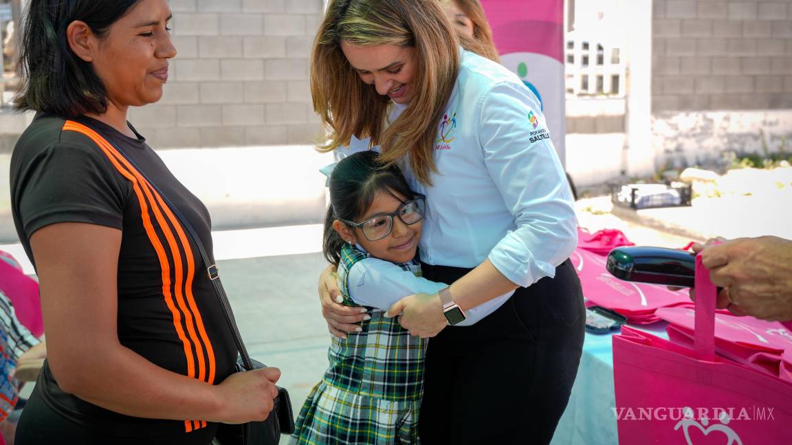 $!La unidad móvil del DIF continúa su recorrido por colonias y ejidos, acercando servicios esenciales a la población más vulnerable.