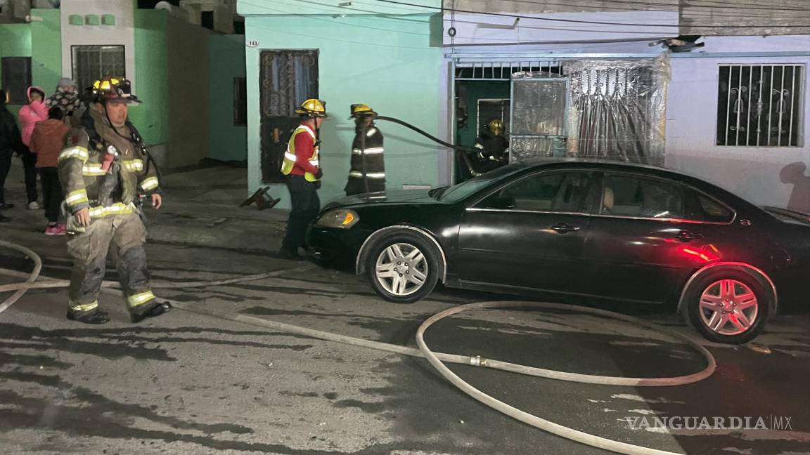 Culpan a policías por incendio en Parajes de Santa Elena, en Saltillo