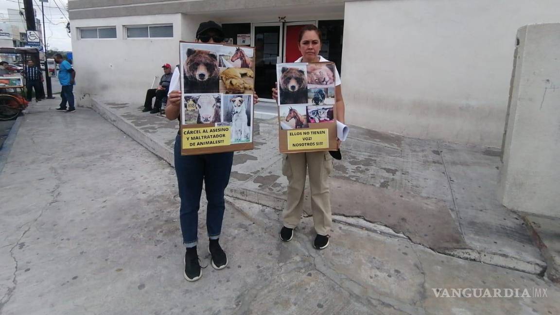 Convocan a protesta por muerte de osezna en Castaños; marchan 6 personas en Monclova