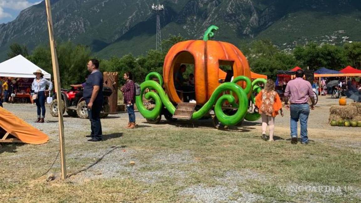 $!Para los más chicos uno de los atractivos es el paseo en calabaza que ofrece Pumpkin Dash.