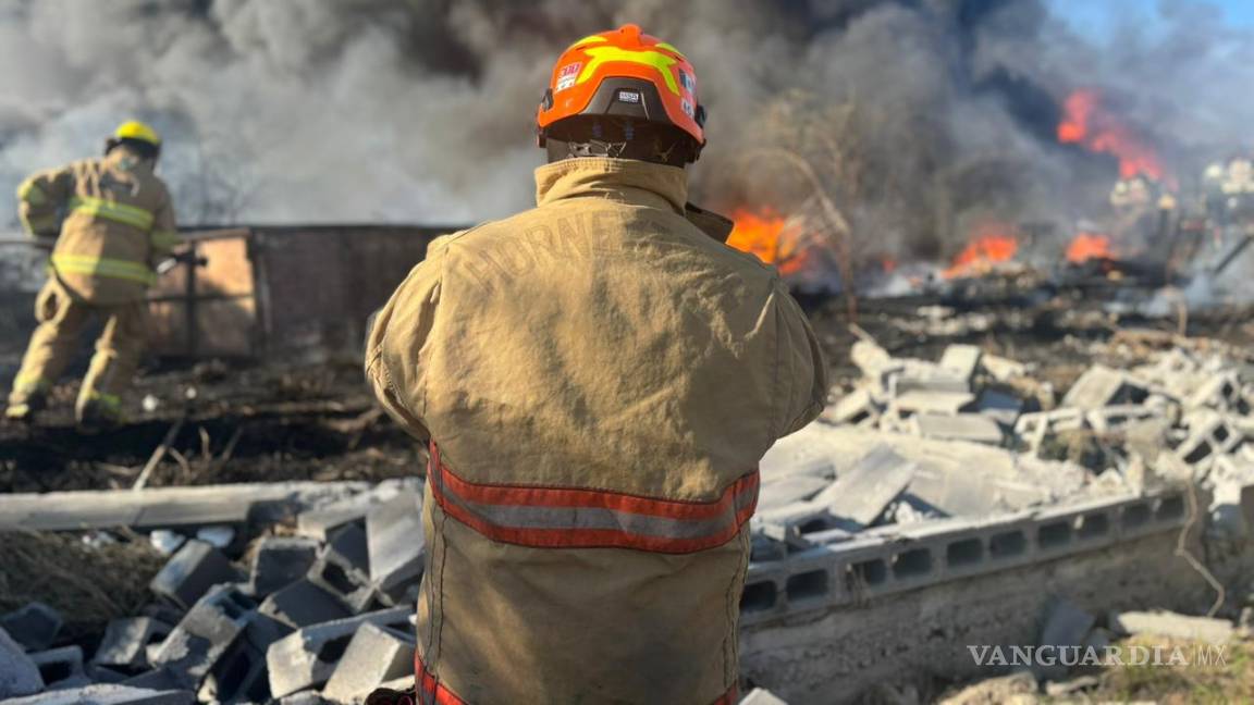 Nuevo León: Incendio en recicladora de Pesquería, moviliza a elementos a Bomberos