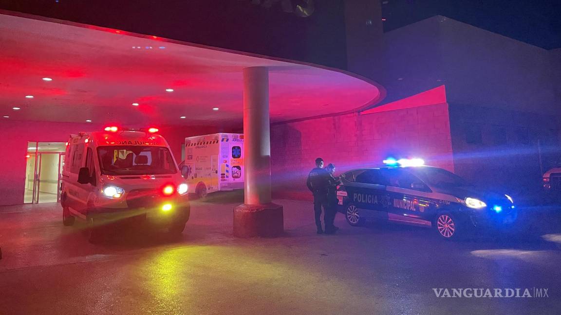 Joven sale de bar al norte de Saltillo y lo tunden a golpes