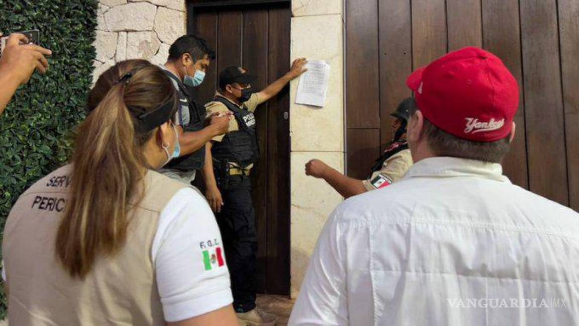 $!La residencia que tiene el líder del PRI, Alejandro Moreno, en Campeche fue cateada por más de seis horas