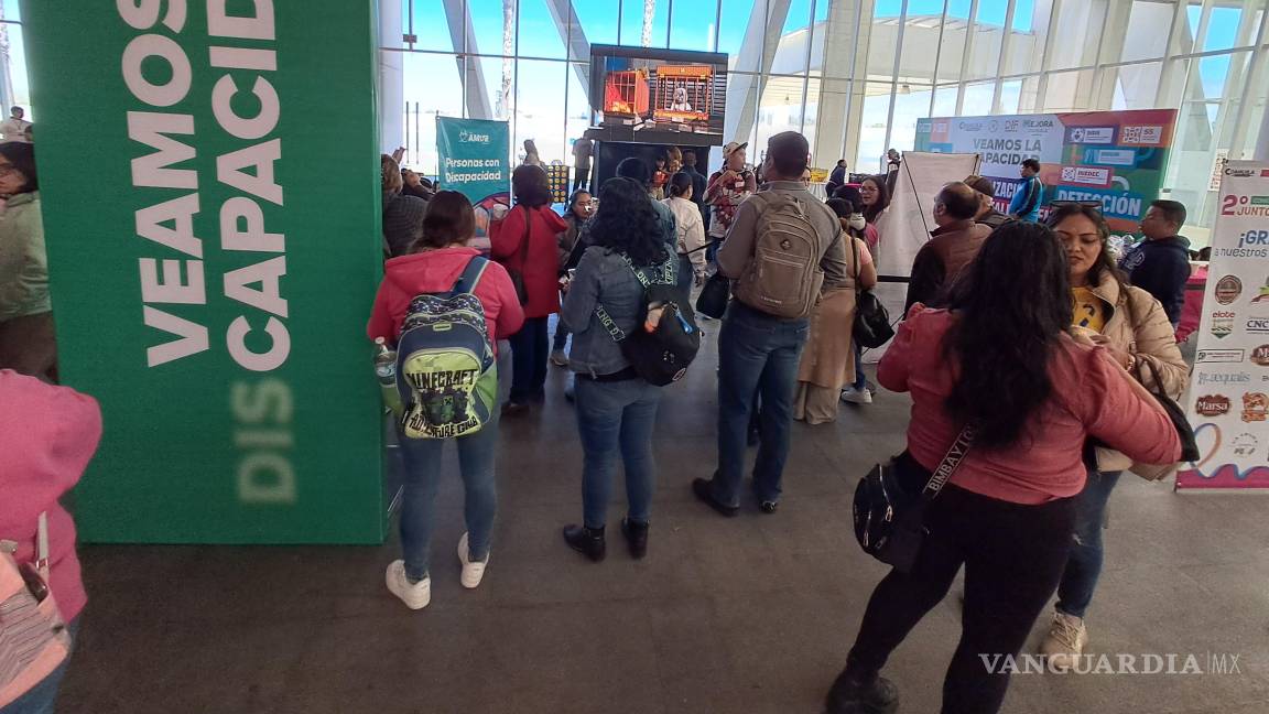 $!El evento permitió a padres de familia conocer herramientas para mejorar la atención y desarrollo de sus hijos.