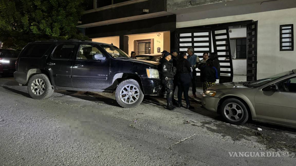 Saltillo: choca portón y auto de su ex pareja tras discusión en Lomas del Bosque