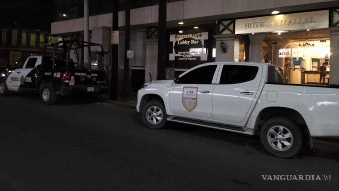 $!Presumen que al ver el operativo de migración, la mujer sacó a los menores de la habitación y ella intentó evadir el cerco, por lo que se lanzó desde el décimo piso