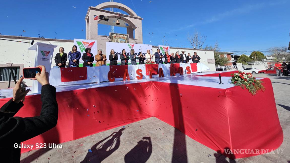 Yésica Sifuentes toma protesta como alcaldesa de Castaños