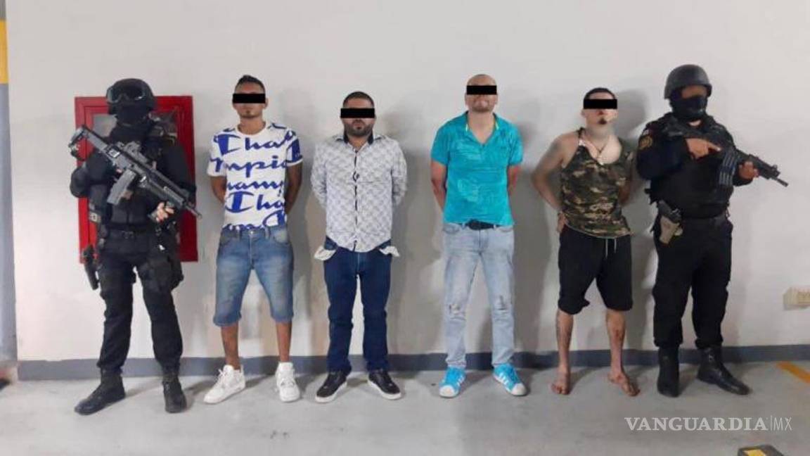 $!Los hombres armados protagonizaron una persecusión por calles de la colonia San Bernabé, en Monterrey