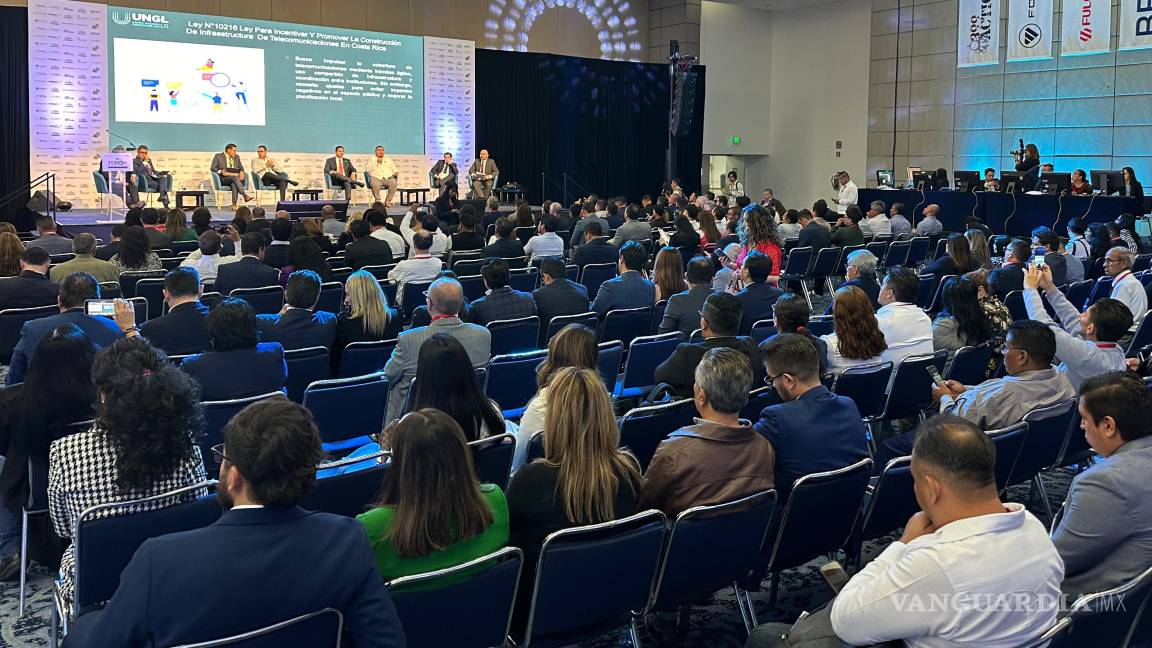 $!El Centro Citibanamex de la capital del País, fue la sede donde se llevó a cabo XV Foro Alcaldes Hablando con Alcaldes: “Municipios, protagonistas del desarrollo”.