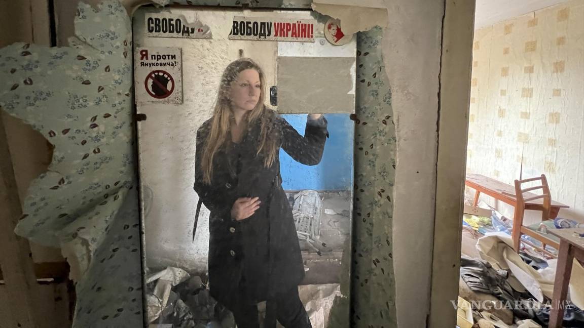 $!Según fuentes locales. Amelina se encontraba en una pizzería en el momento del ataque ruso en compañía del también escritor colombiano Héctor Abad y el que fuera Alto Comisionado para la Paz de la presidencia de Colombia Sergio Jaramillo.