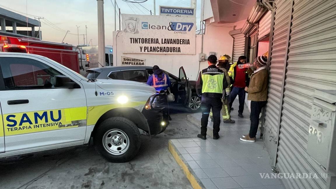 Fuga de gas en lavandería de Saltillo intoxica a dos