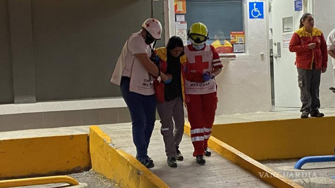 $!La encargada fue agredida por un hombre en motocicleta, quien la golpeó e intentó asaltarla.