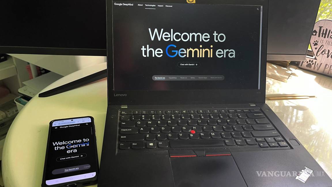 $!Fotografía de archivo de un computador abierto en la página de entrada de Gemini, el chatbot con inteligencia artificial (IA) de Google.