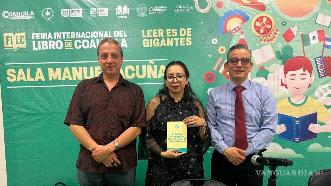 Arteaga: Entre bisturíes y versos; Ángeles Dimas presenta en la FILC poemario inspirado en la medicina de urgencias