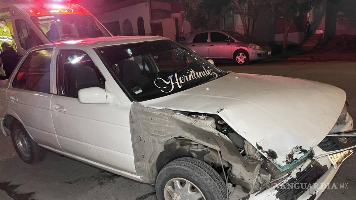 Choque en cruce vial de Saltillo deja dos menores heridos