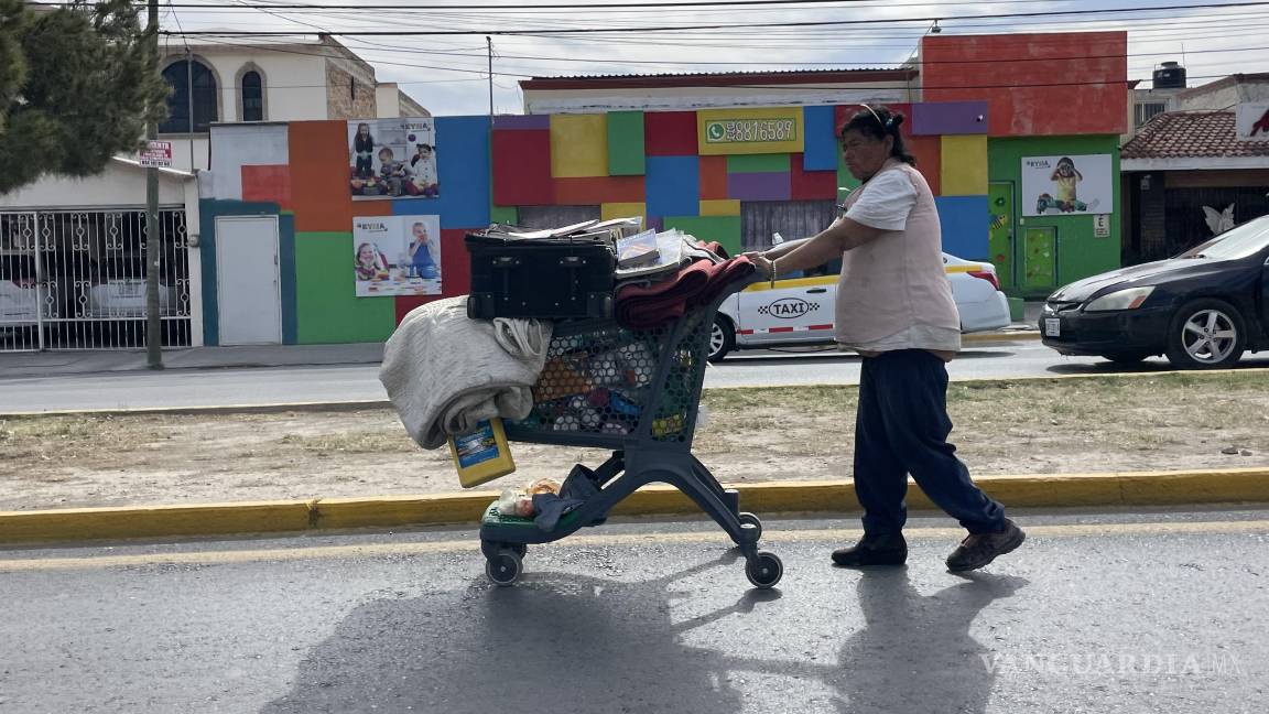 Saltillo: Buscan apoyo para mujer en situación de calle, en Los Pinos