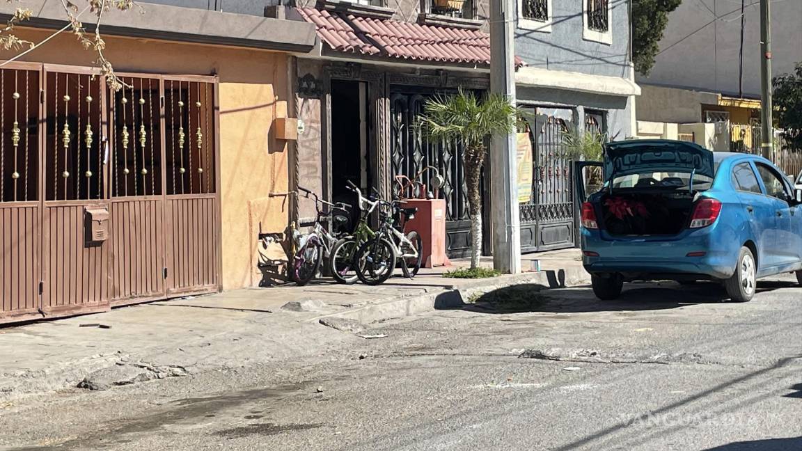 Tras reunión de dos días, ‘amigos’ casi le cortan una oreja al interior de su casa en Saltillo