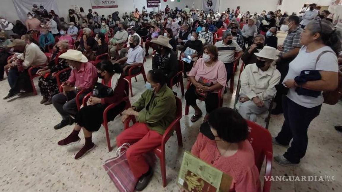 $!Servidores de la Nación recomiendan consultar la hora de la cita a través de los teléfonos 844 430 15 55 ext. 40719, 40734 o 40735 o vía Whatsapp al teléfono 844 543 82 08.