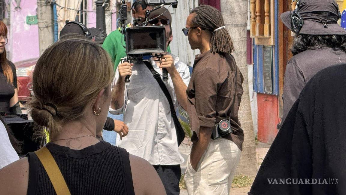 $!El mediocampista neerlandés fue captado por varios medios locales del Puerto.