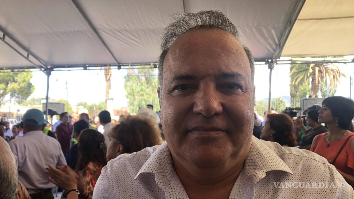 Nuevos libros de texto se hicieron ‘sobre las rodillas’, dice Presidente de Canaco Saltillo