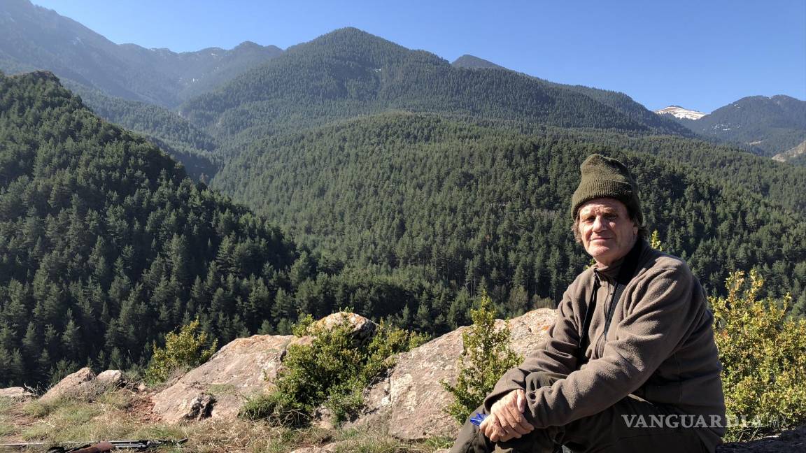 $!José Ramón de Camps, naturalista y escritor, es autor de “En tierra de lobos”.