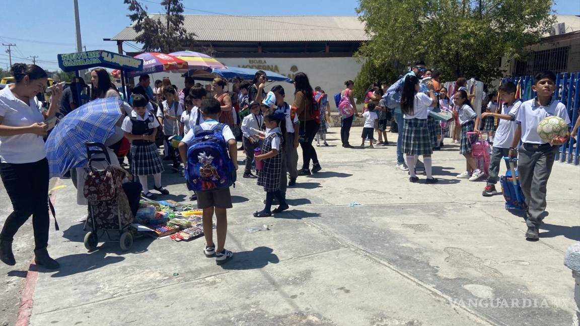 Uso de cubrebocas en escuelas ‘es opcional’, dicen funcionarios de Educación y Salud estatal
