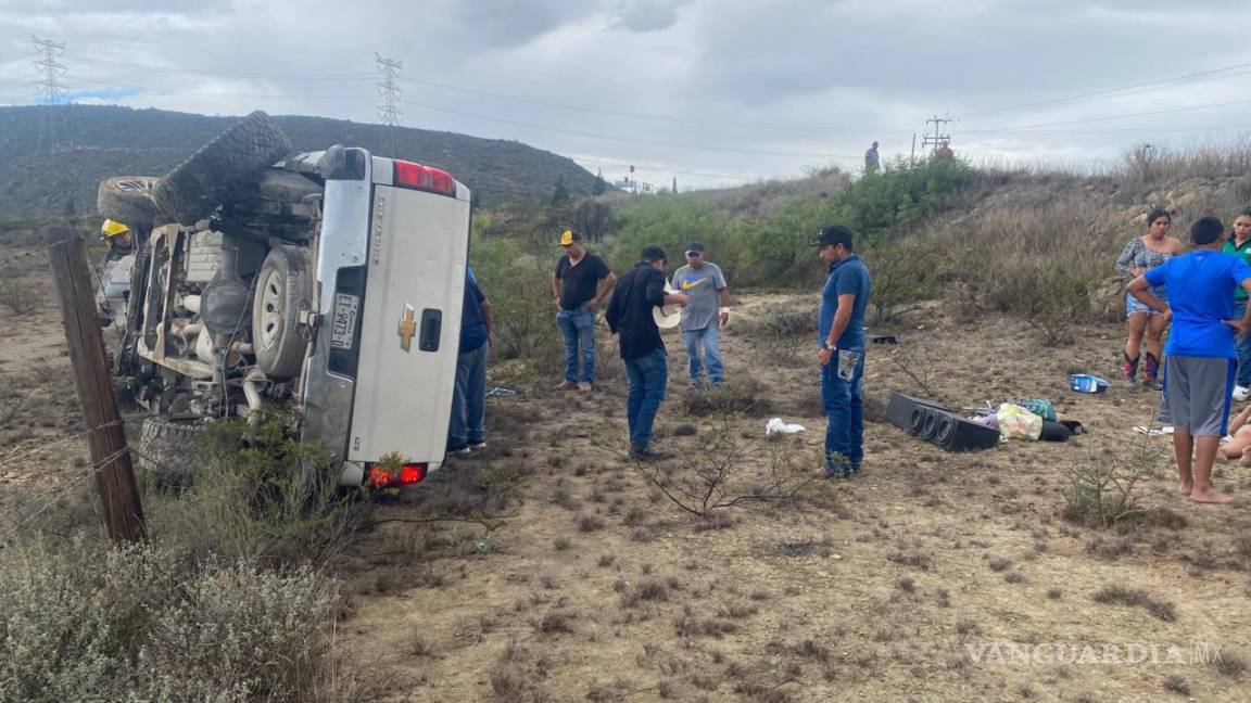 Volcadura deja cuatro lesionados en Ramos Arizpe