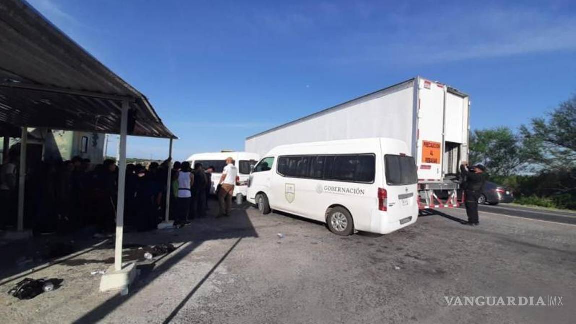 $!El Instituto Nacional de Migración reveló que entre los migrantes rescatados hay 65 menores de edad no acompañados.