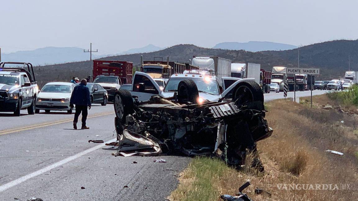 Muere joven en accidente en la carretera a Monclova; participan cuatro vehículos