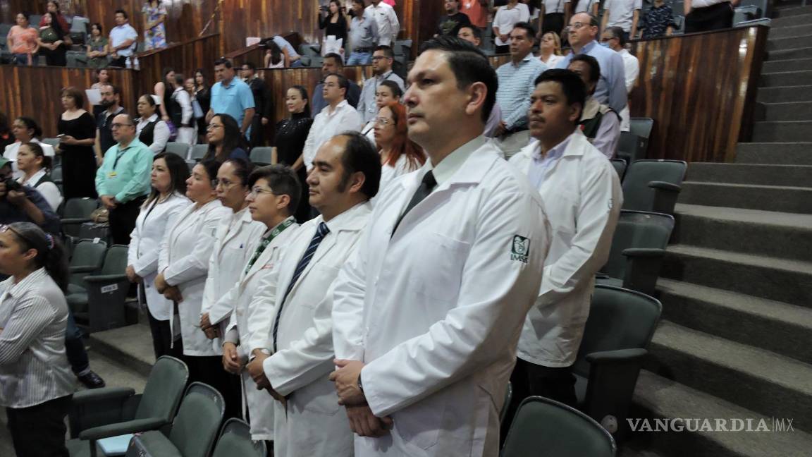 $!Más de 20 mil trabajadores del IMSS Coahuila entregan su máximo esfuerzo.