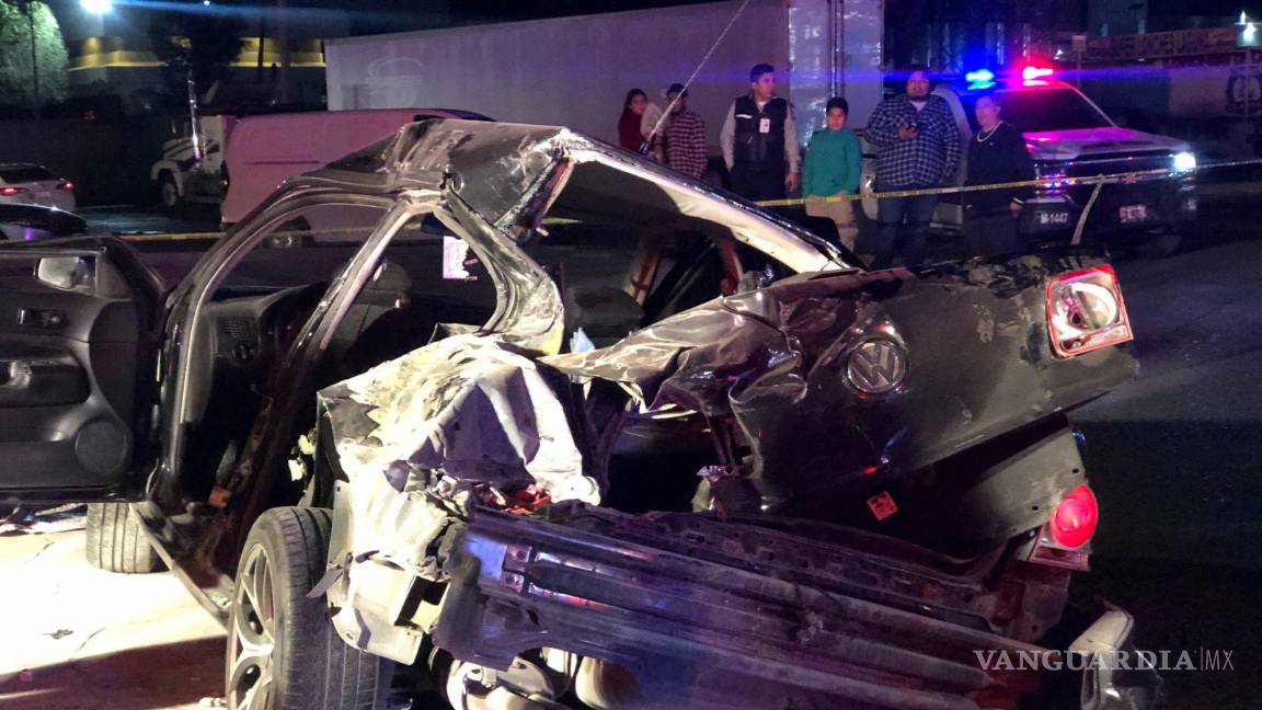 $!La tragedia deja a cuatro personas heridas, marcando un desenlace fatal en el Periférico.