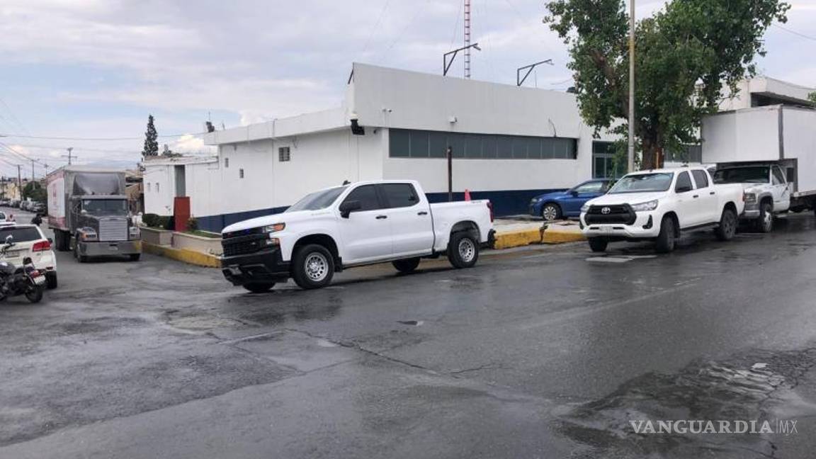 $!Agentes federales resguardaron los vehículos que transportaban los narcóticos decomisados en la región Sureste de Coahuila.