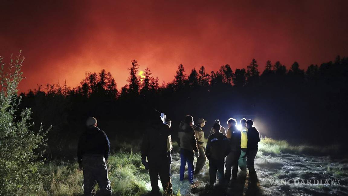 Incendios forestales en Siberia obligan evacuaciones en aldeas