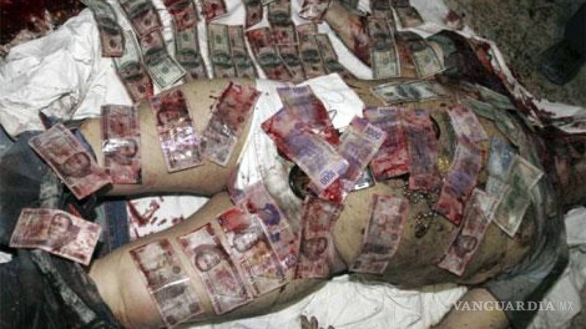 $!Así fue la polémica muerte de Arturo Beltrán Leyva ‘El Barbas’... marinos lo cubrieron de billetes (video)