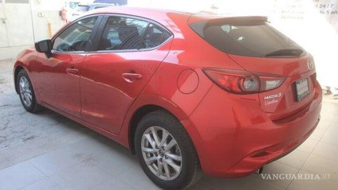 Lanza Profeco alerta por fallas en vehículos Mazda, Mitsubishi y Tesla